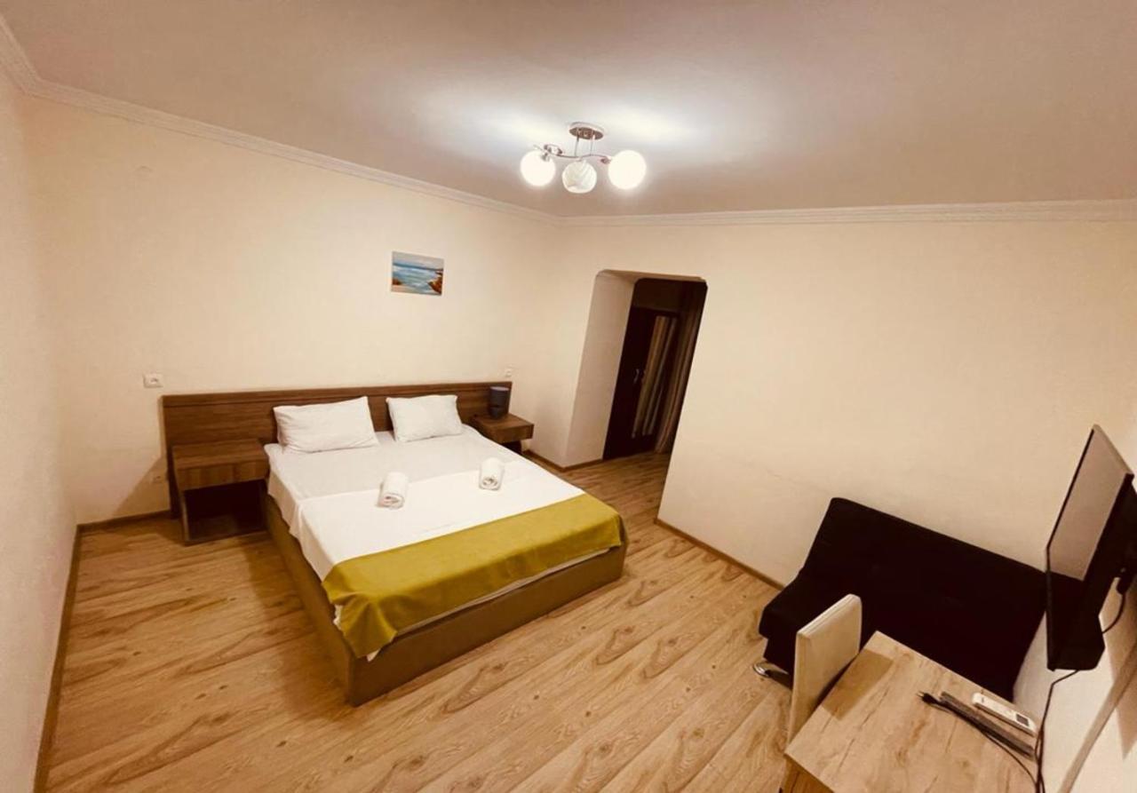 טביליסי Hotel Grand מראה חיצוני תמונה