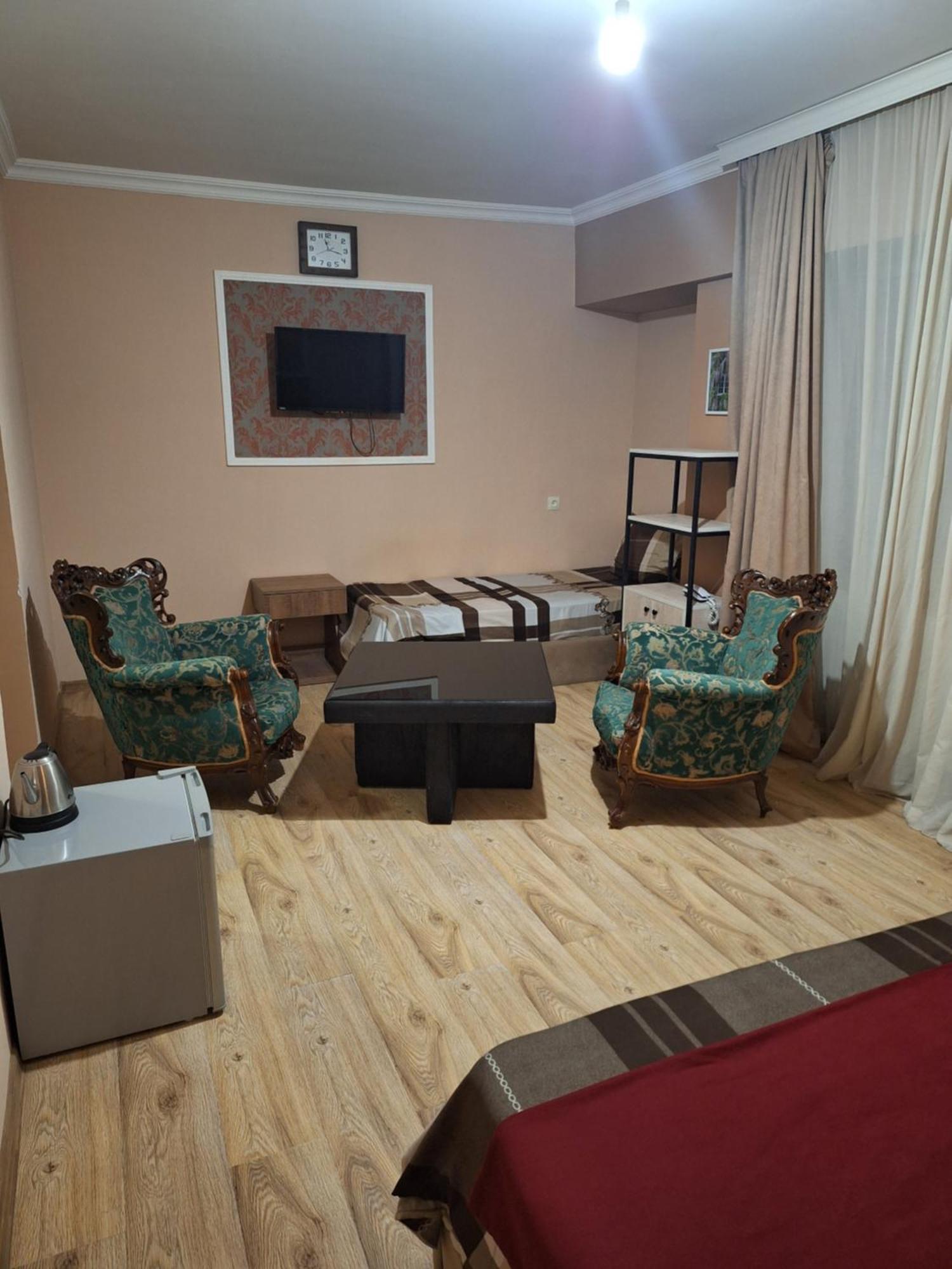 טביליסי Hotel Grand מראה חיצוני תמונה