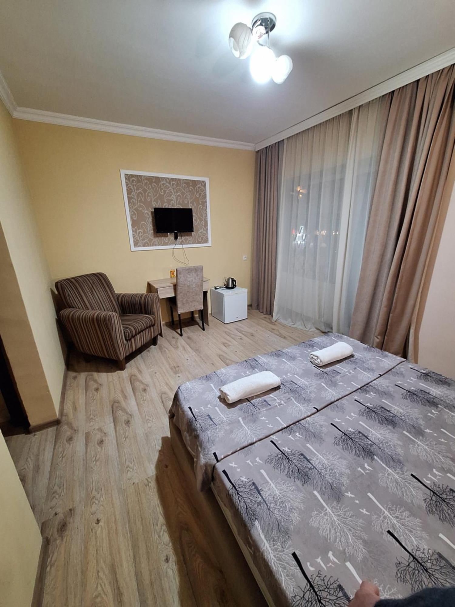 טביליסי Hotel Grand מראה חיצוני תמונה