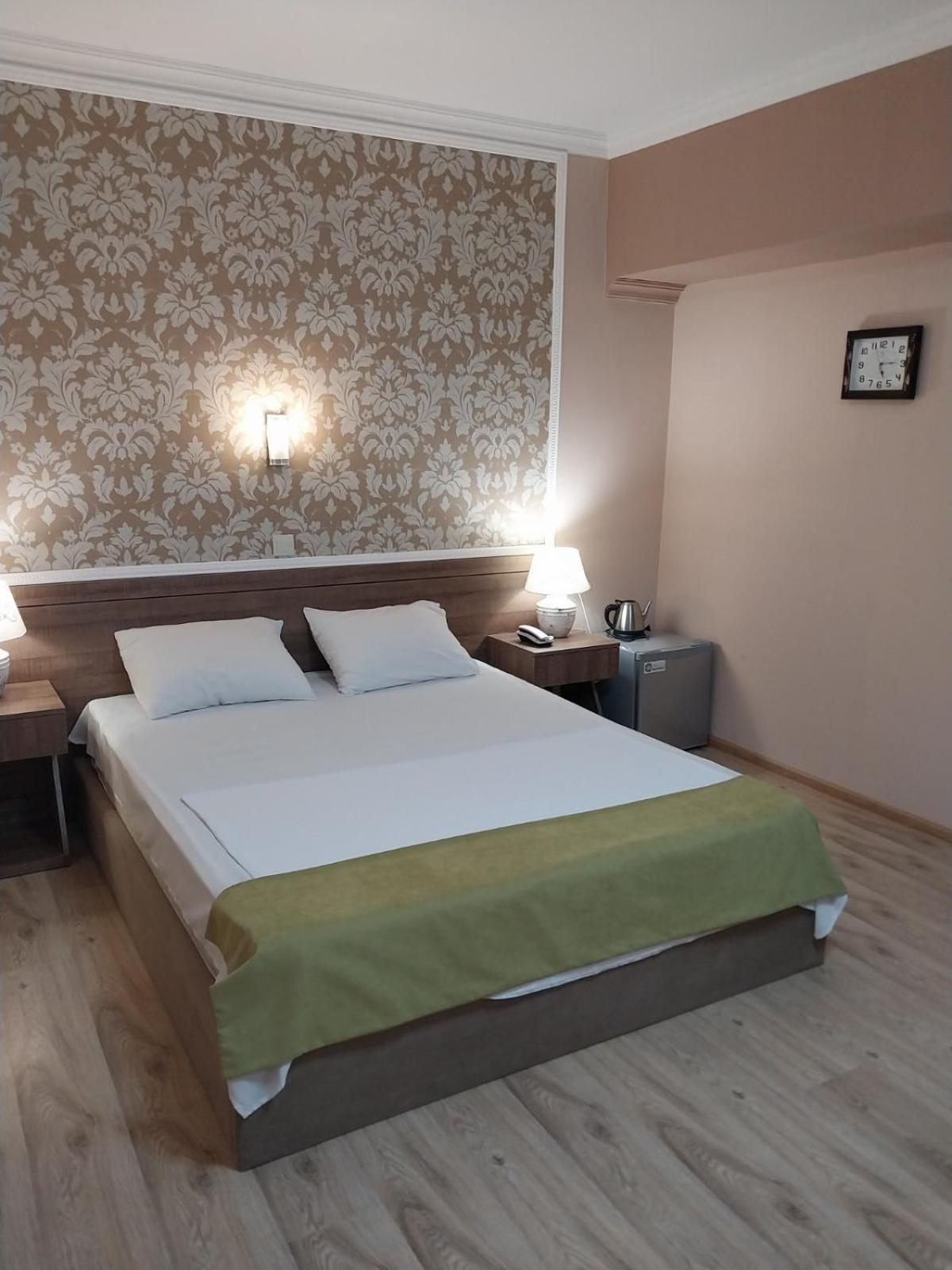 טביליסי Hotel Grand מראה חיצוני תמונה