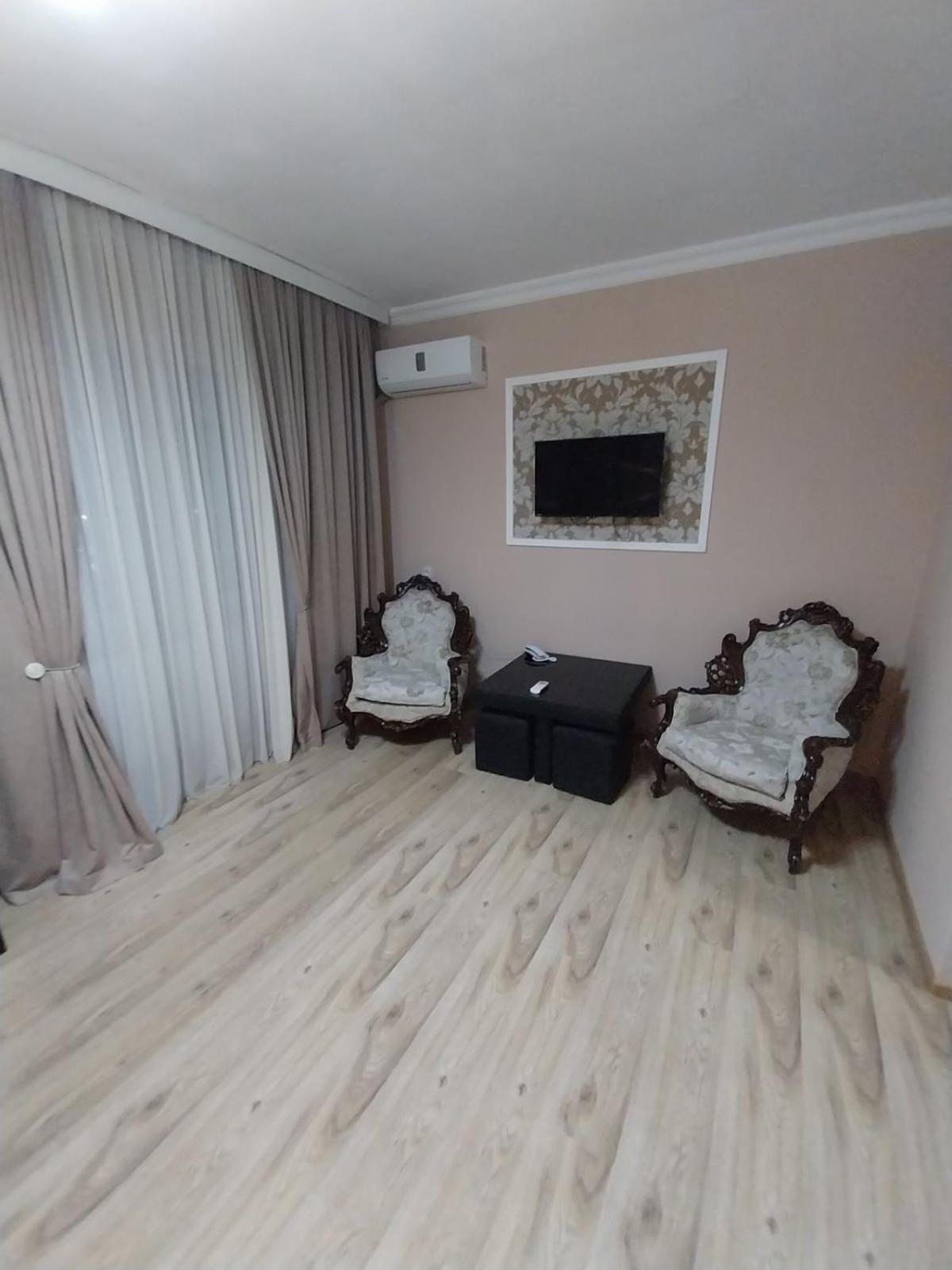 טביליסי Hotel Grand מראה חיצוני תמונה